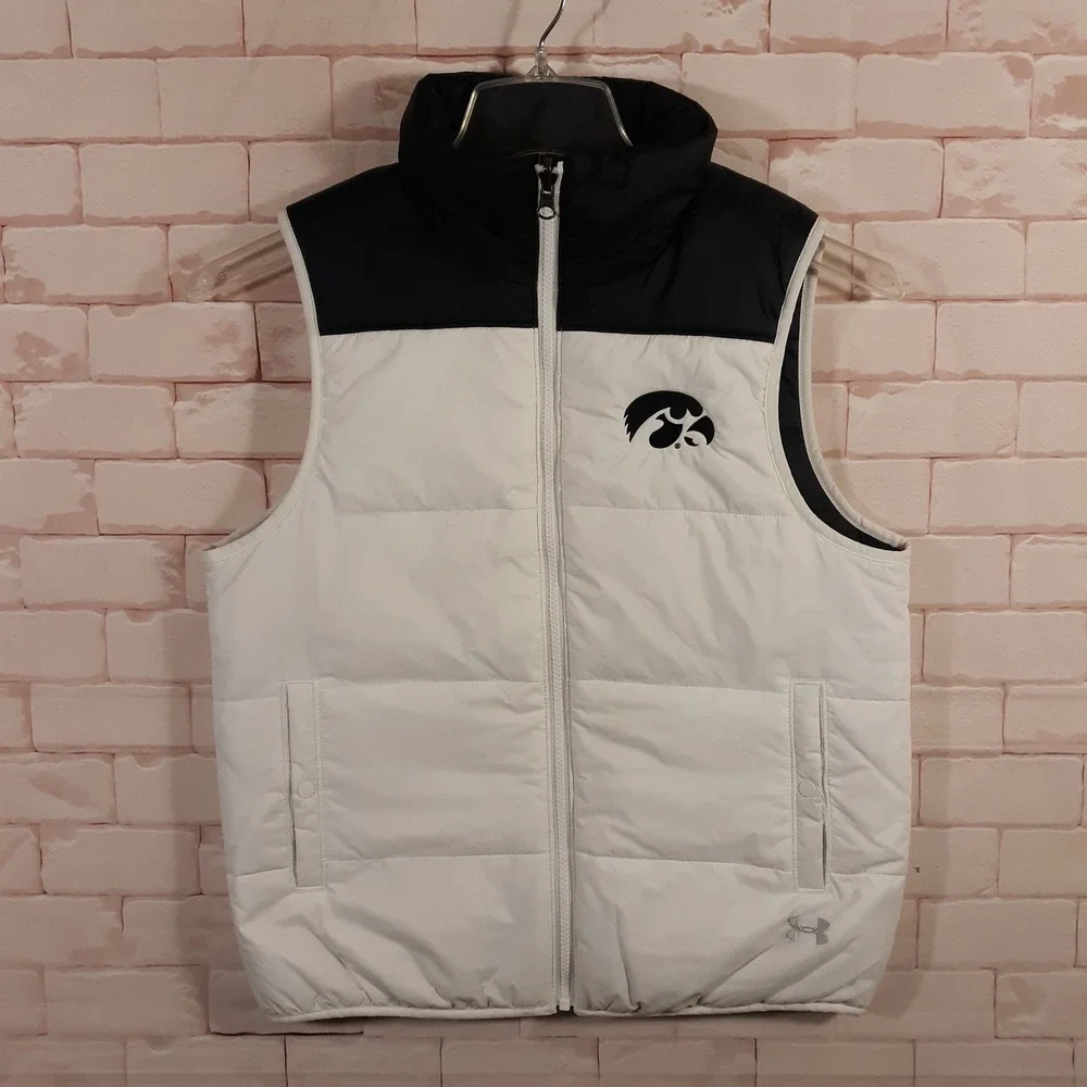 Under Armour Iowa Hawkeyes Puffer Vest Reversible Coldgear Size Small Loose Fit